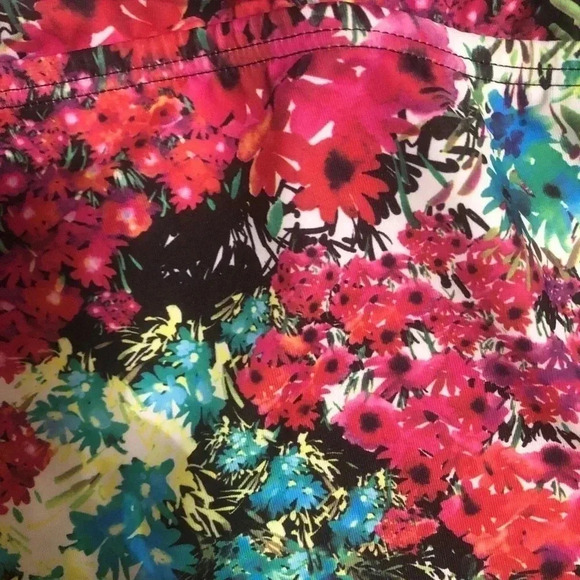 Kenneth Cole Reaction Swimsuit 2 Pc Size Small - Picture 10 of 12